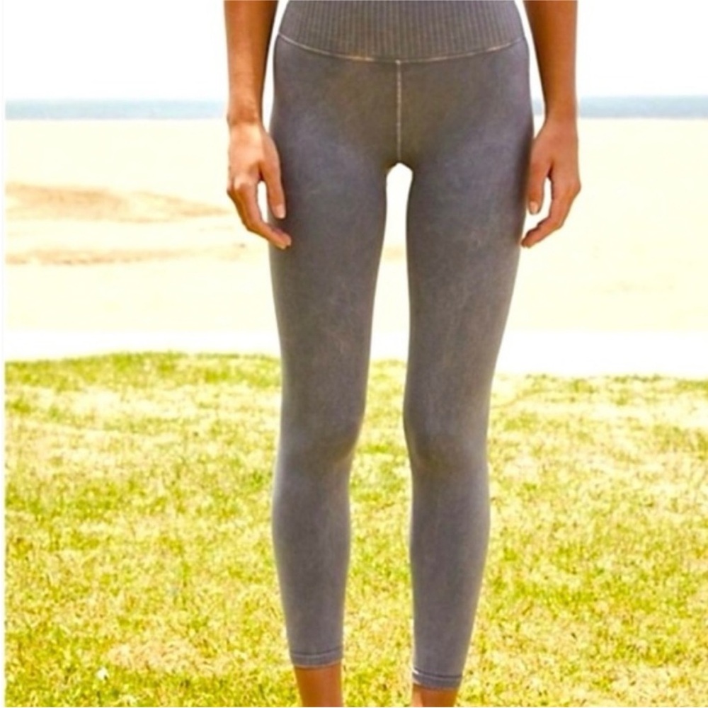 🆕 Free People Movement Shanti 7/8 Leggings - M/L